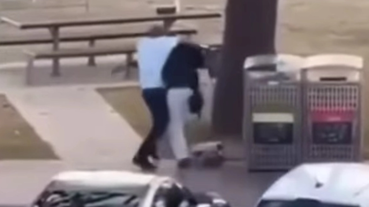 ຮູບພາບຂ່າວທະຫານ